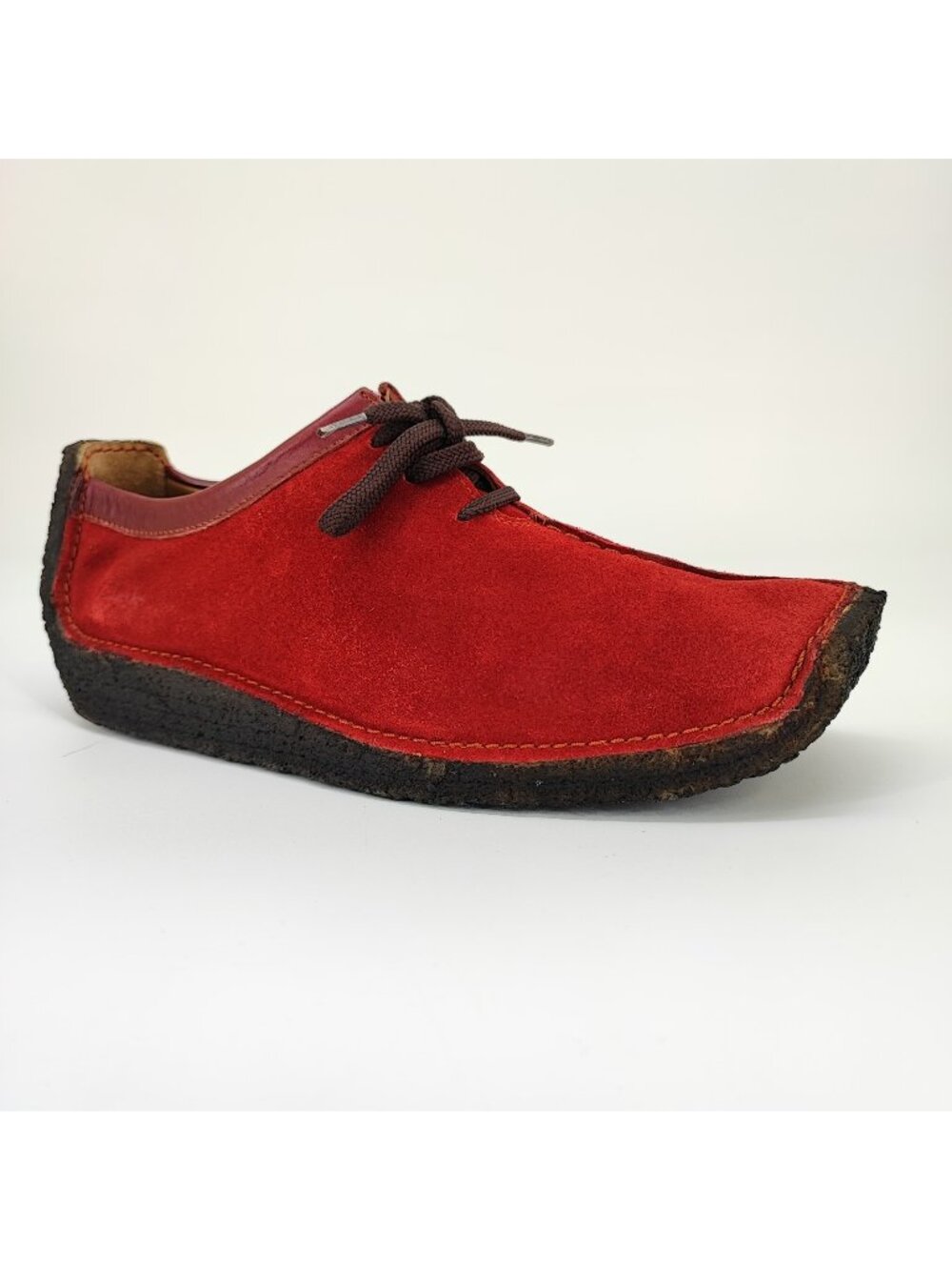 Clarks Alberni Men's Size 8 US Red Suede Leather Crepe Sole Shoes